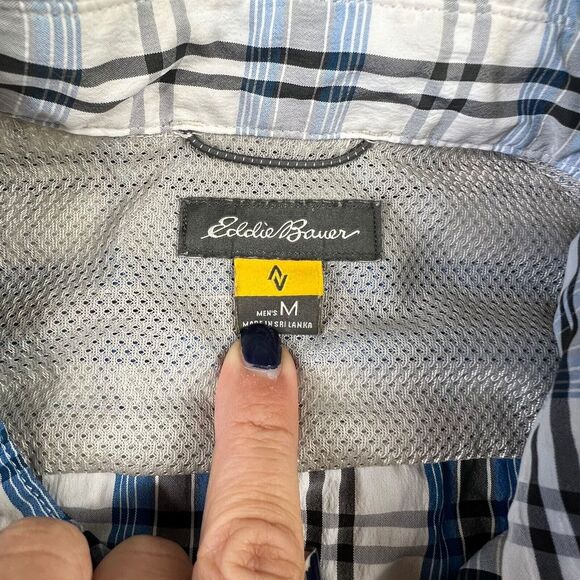 Eddie Bauer Mens Button Up Shirt Size Medium Travex Blue White Plaid Hiking - Picture 4 of 7